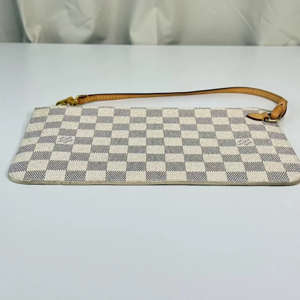 Louis Vuitton Clutch Damier Azur